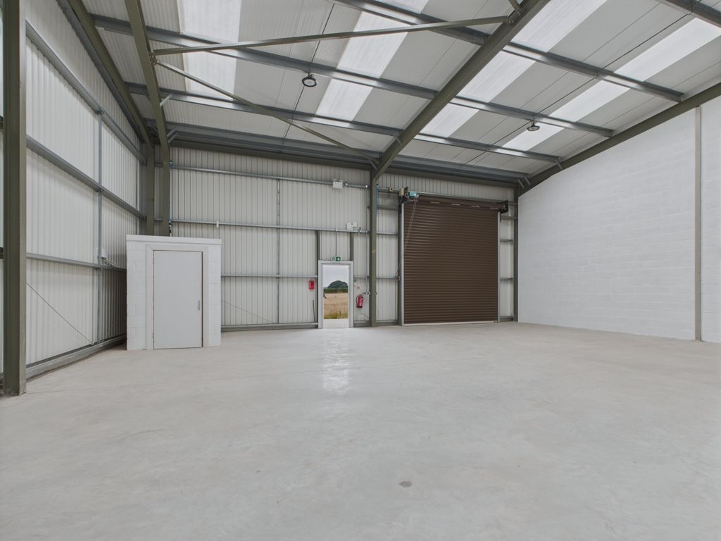 Property photo 2 of 8 Photo 16