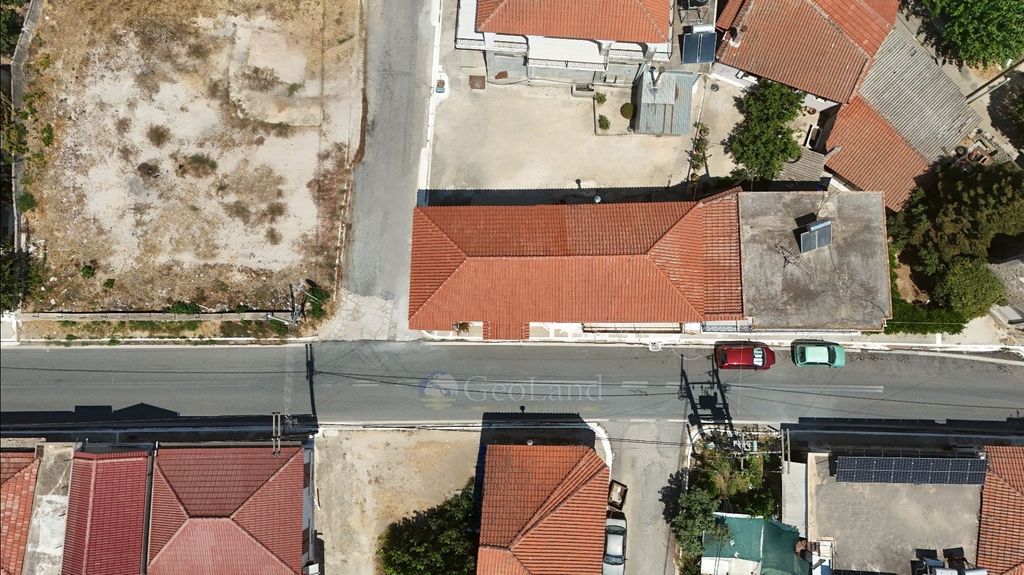 Property photo 2 of 29