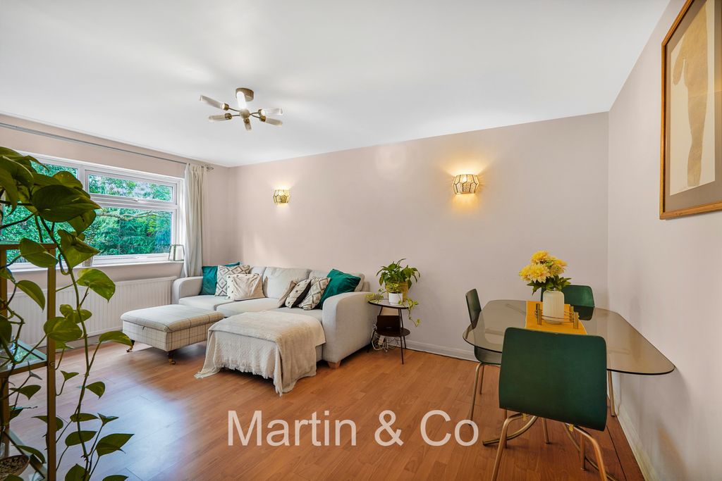 Property photo 1 of 17 _Dsc2387