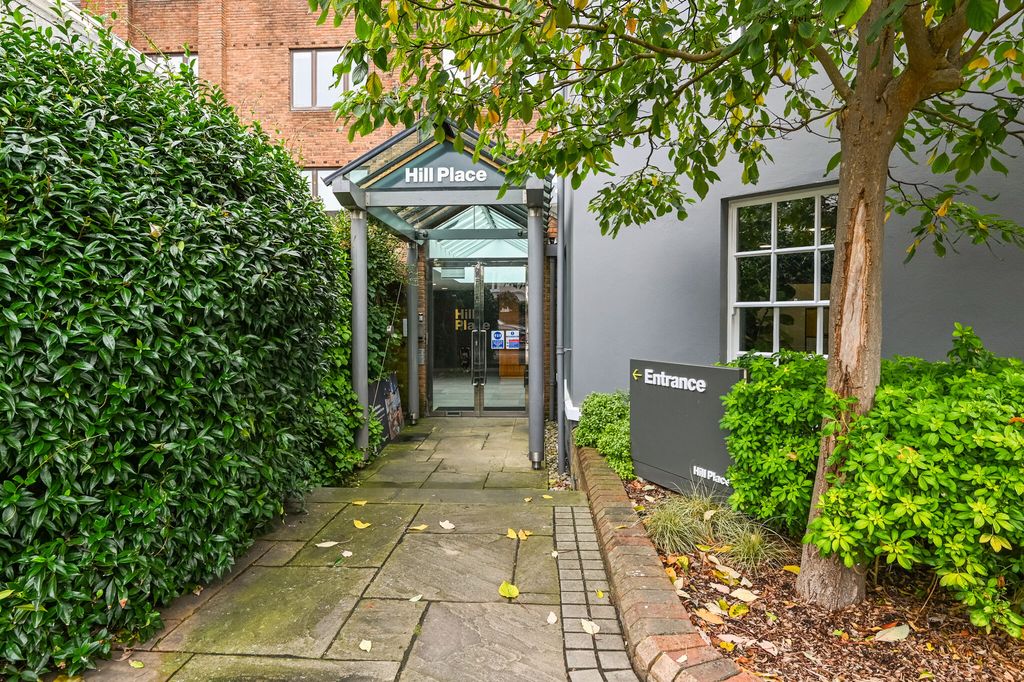 Property photo 2 of 8