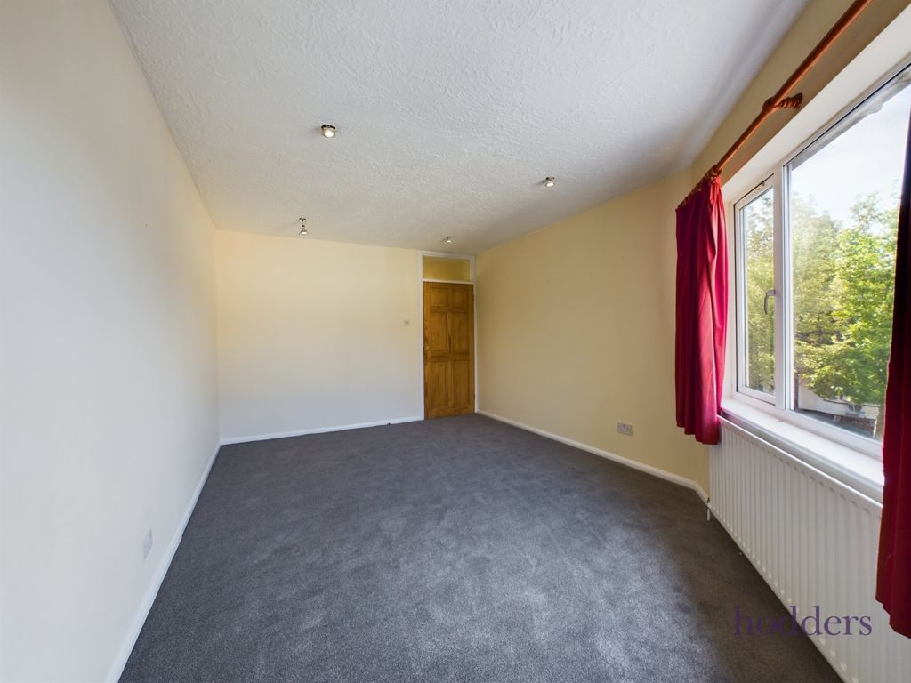 Property photo 3 of 7 Picture No. 02