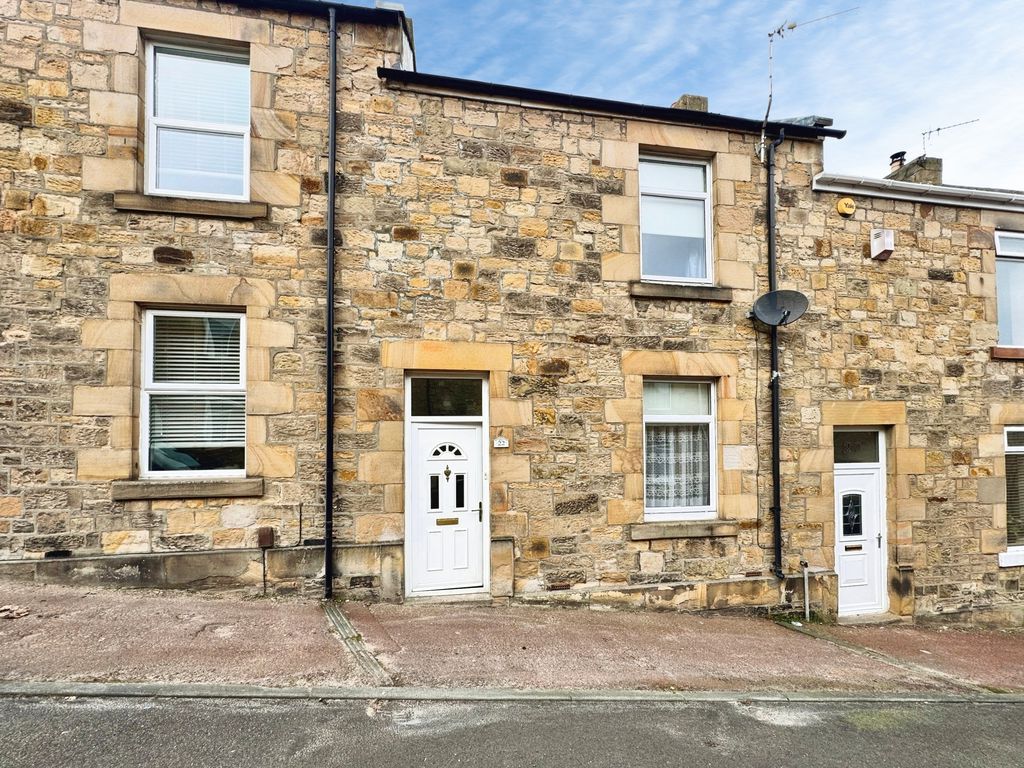 Property photo 1 of 8 Photo 2