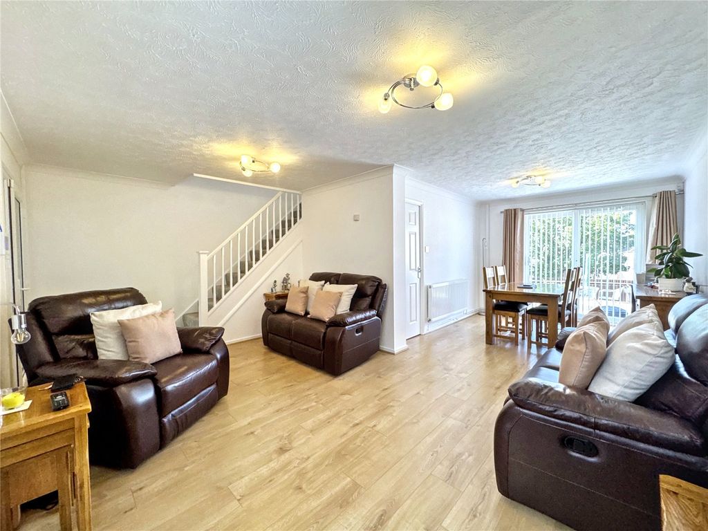 Property photo 3 of 20 Picture No. 11