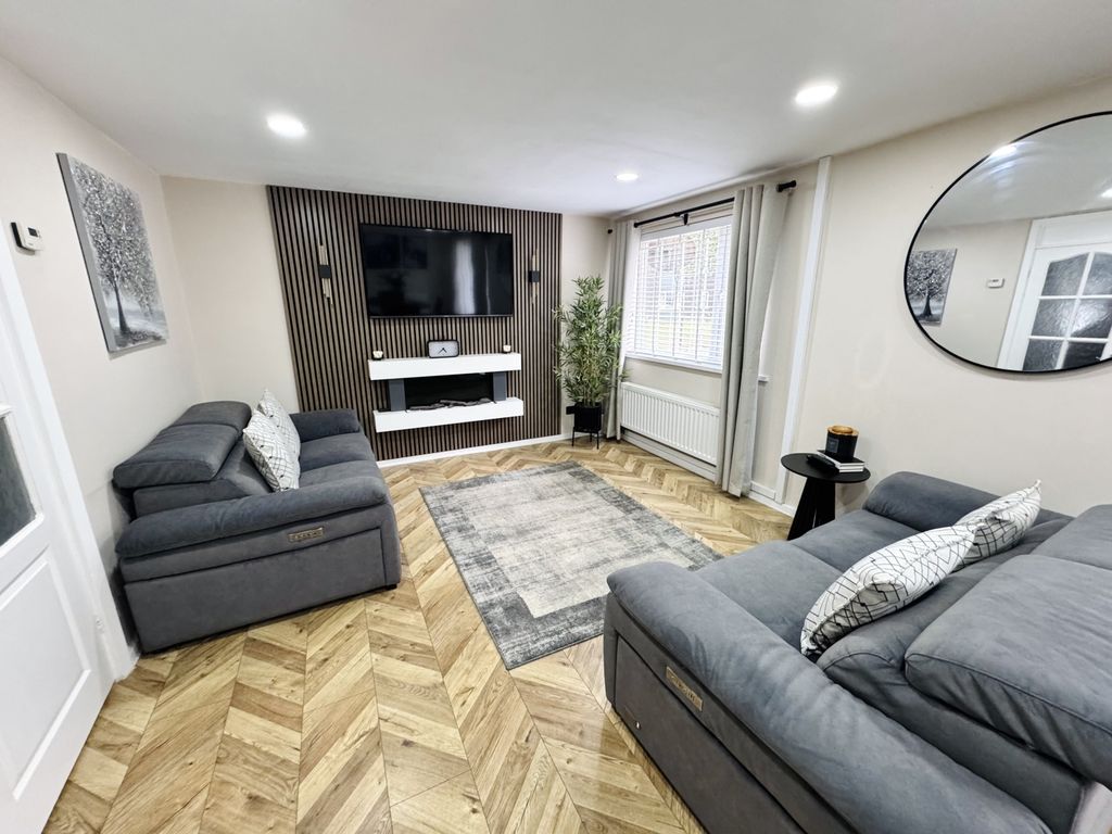 Property photo 2 of 15 Img_2144