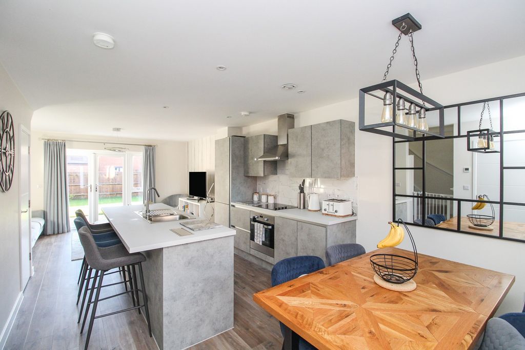 Property photo 2 of 9 Kitchen-Living Room