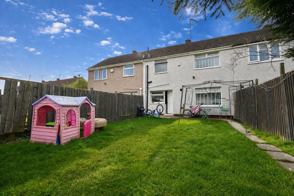 Property photo 3 of 14 Garden 1.Png