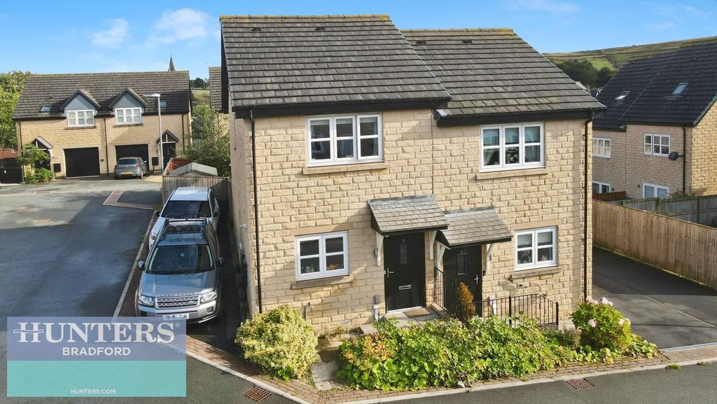 Property photo 1 of 28 07181568-Dji_0829.Jpg