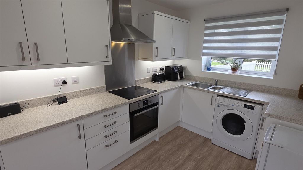 Property photo 3 of 14 20260324_133915.Jpg