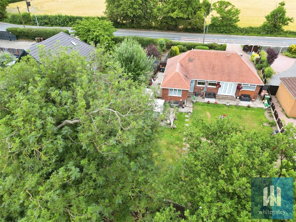 Property photo 2 of 28 Picture No. 95
