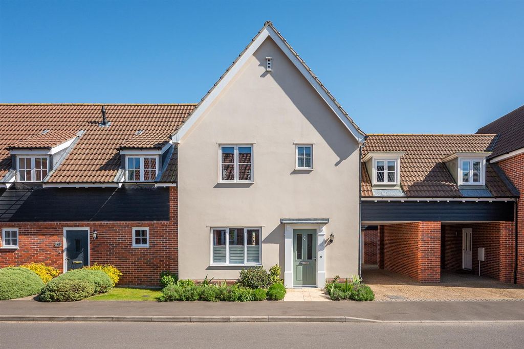 Property photo 1 of 28 23Ecclesway,Holt-10.Jpg
