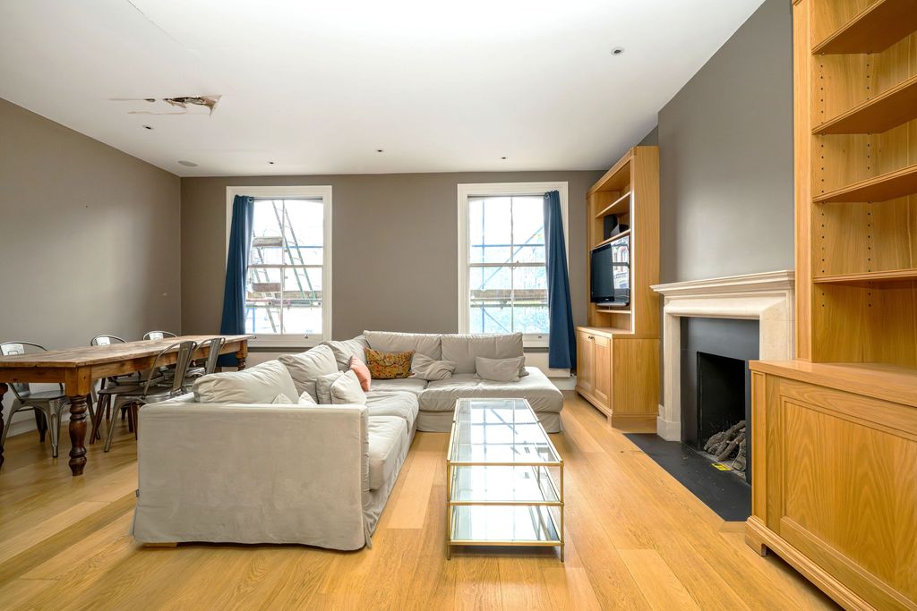 Property photo 1 of 16 24 Cheniston Gardens-3836.Jpg