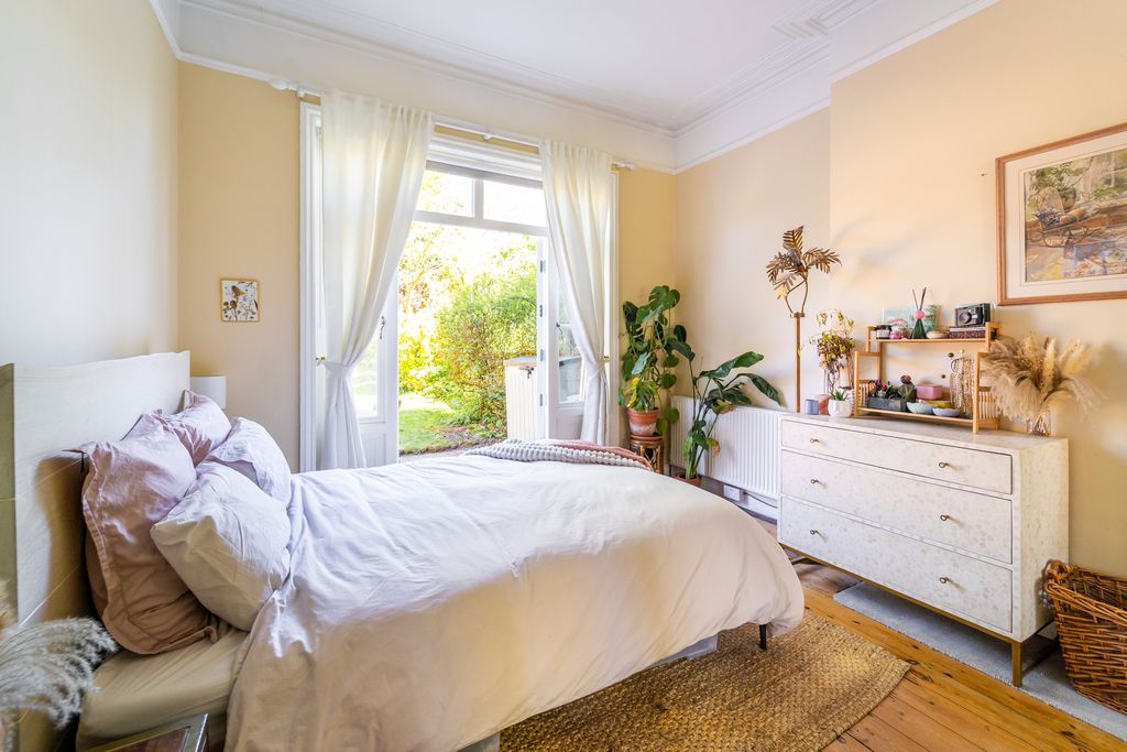 Property photo 2 of 14 Ndb05839