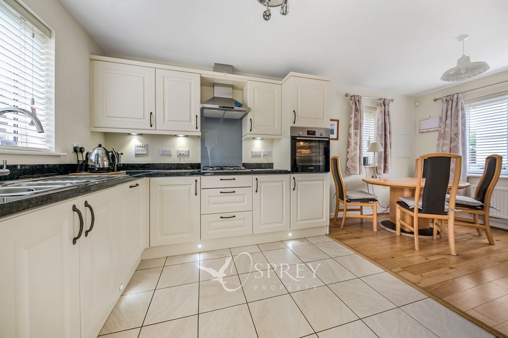 Property photo 2 of 13 Kitchen/Diner