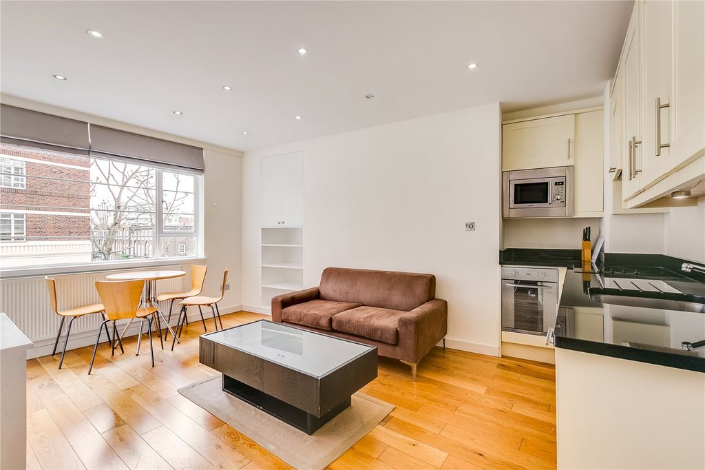 Property photo 1 of 5