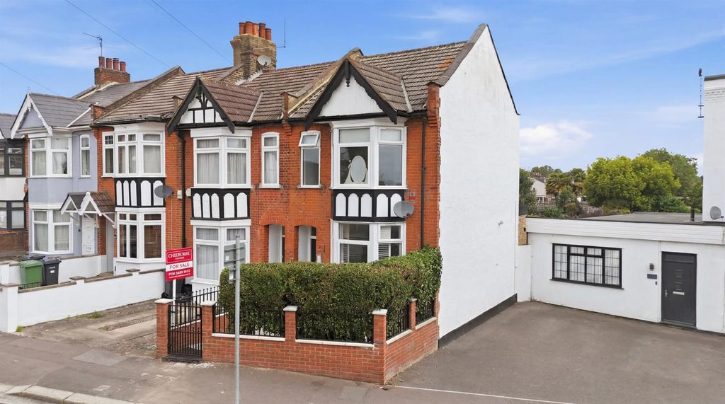 Property photo 1 of 26 2_002_Dji_20260615095828_0062_d_Reedit_0B34396F.Jp