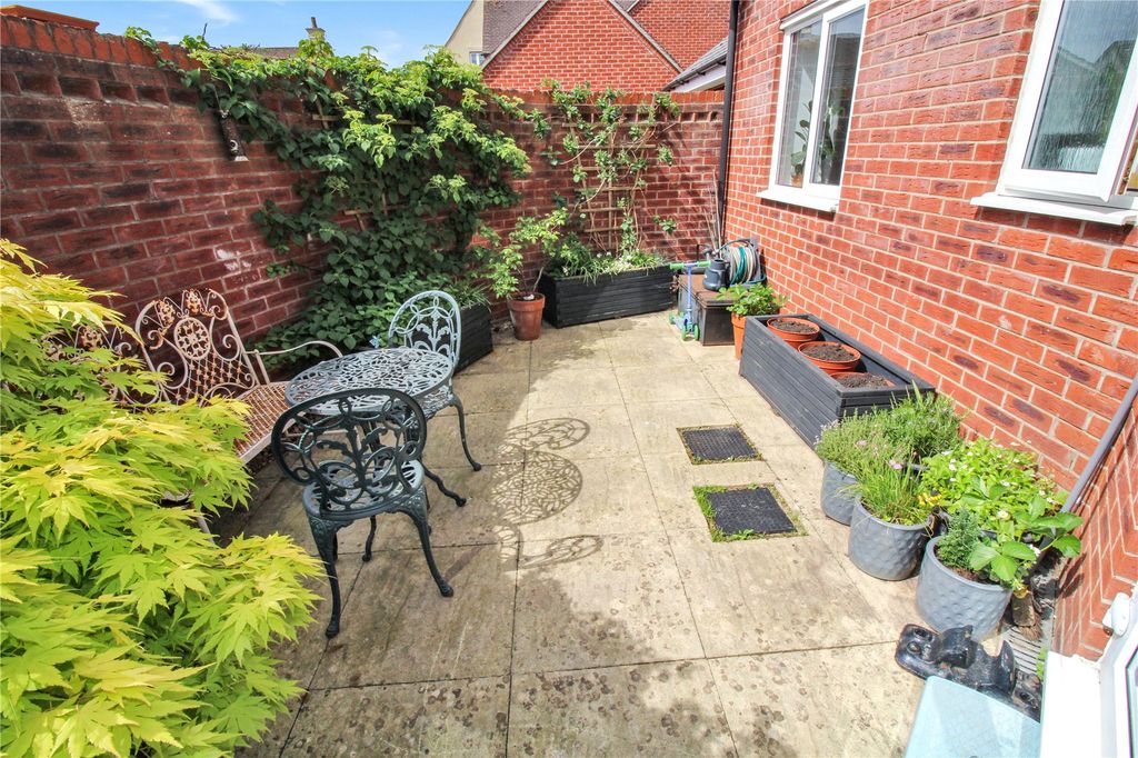 Property photo 2 of 13 Picture No. 08