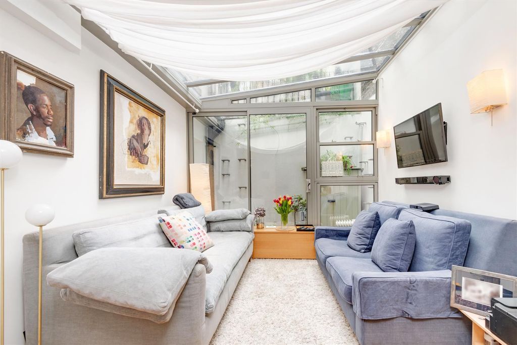 Property photo 2 of 16 46950_Hi-Res(7).Jpg