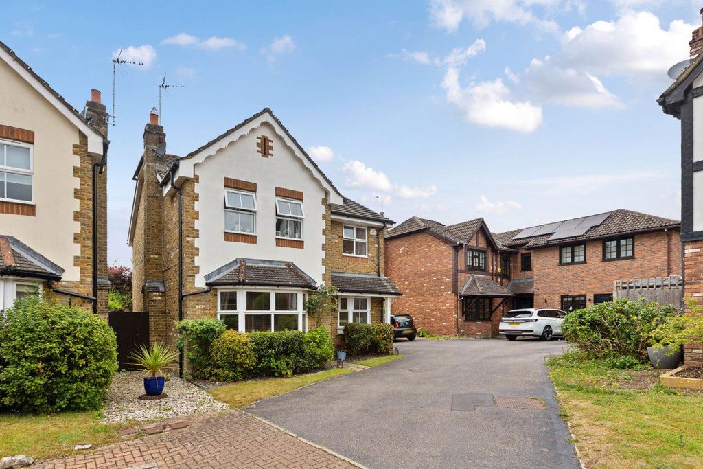 Property photo 1 of 13