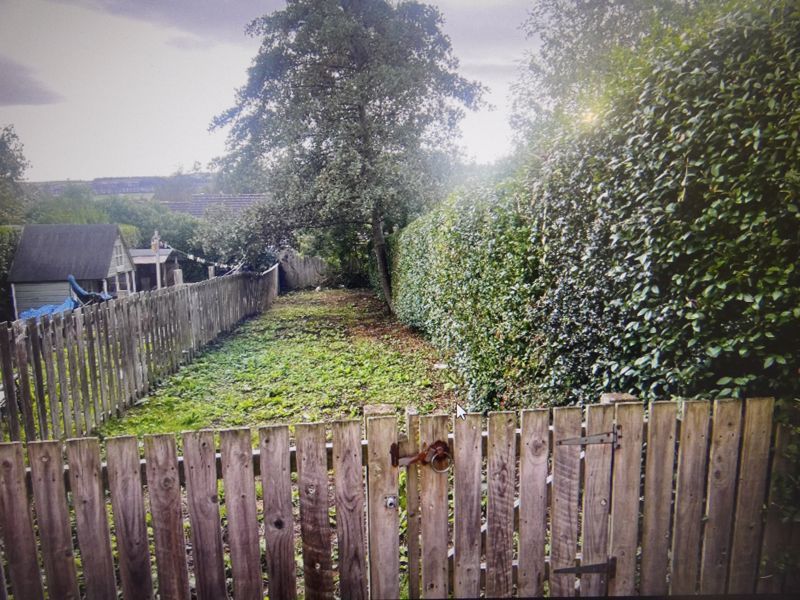 Property photo 2 of 16 Front Garden