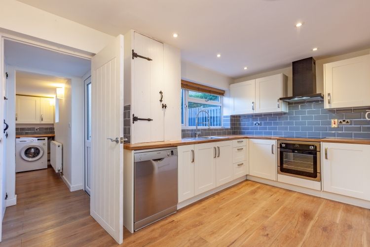 Property photo 3 of 9 271397