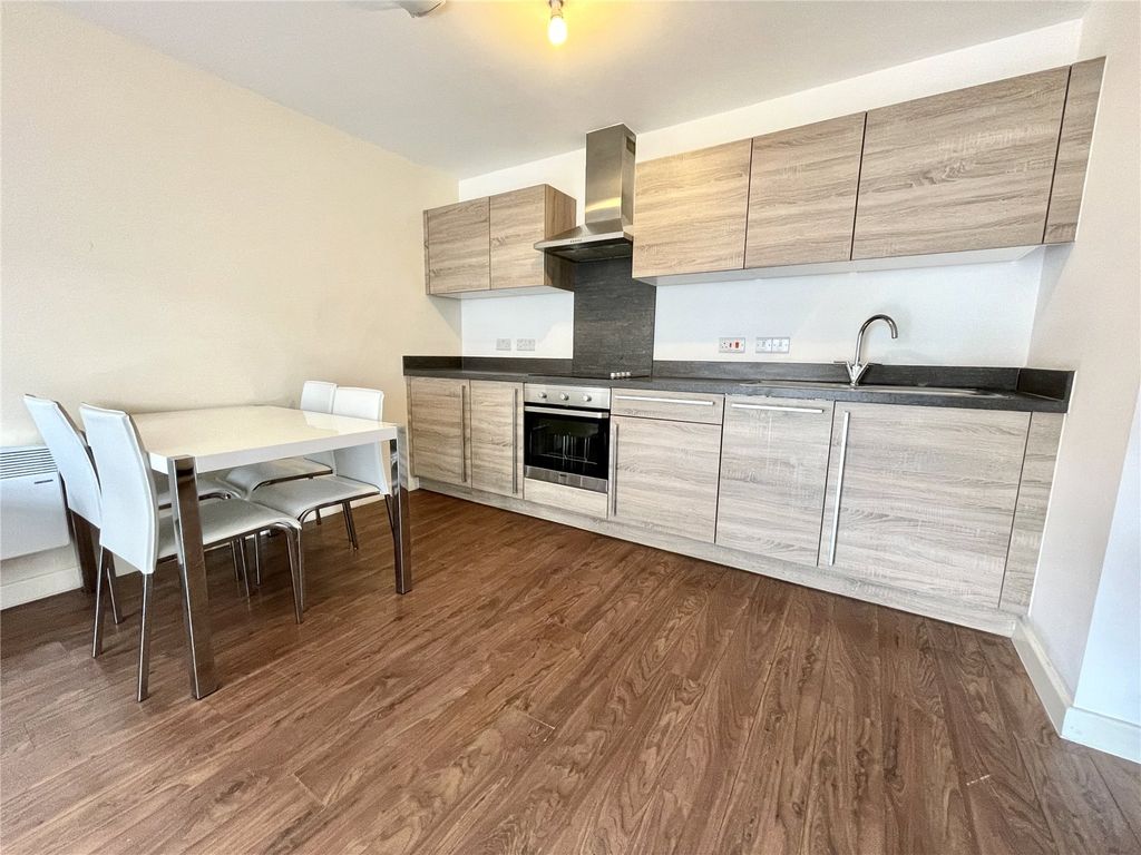 Property photo 2 of 9 2