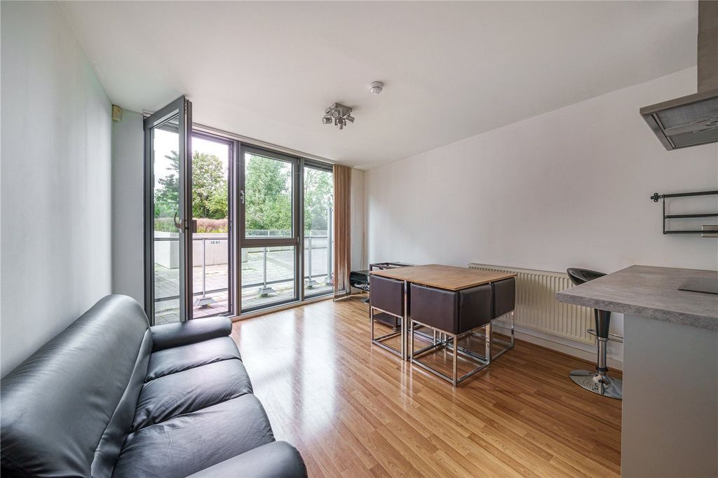 Property photo 3 of 13 Picture No. 13