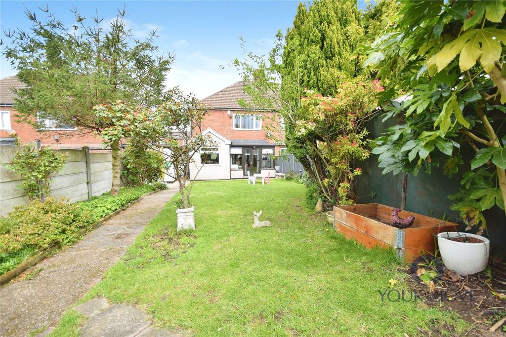 Property photo 2 of 23 Rear Garden