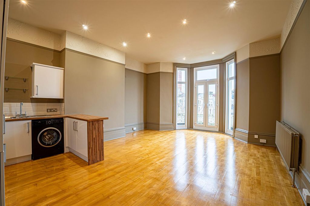 Property photo 1 of 20 Dsc07443-Hdr.Jpg