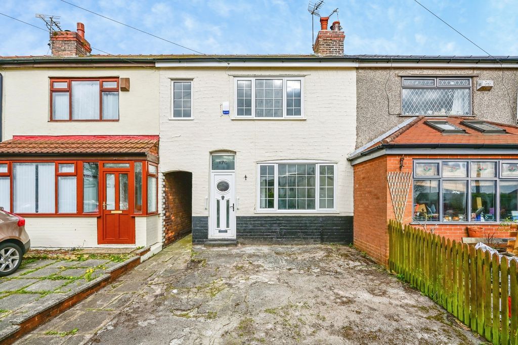 Property photo 1 of 8 Main Photo