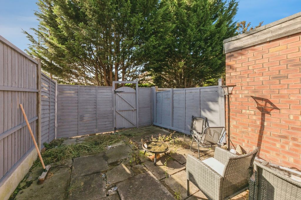 Property photo 3 of 13 Pbox-Img.Jpg