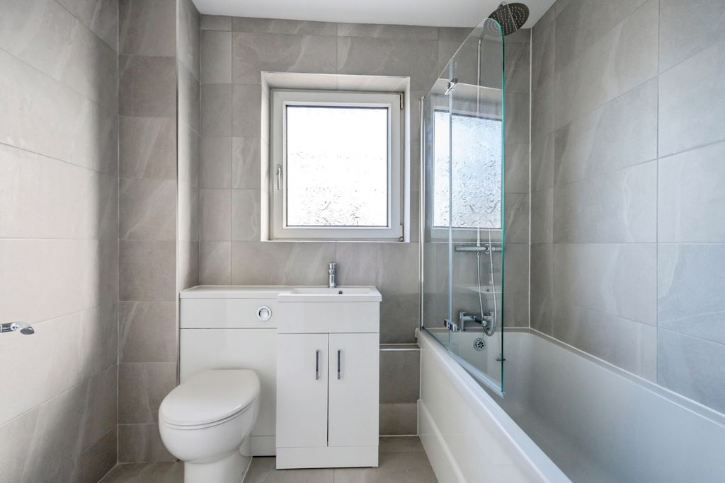 Property photo 3 of 22 Pbox-Img.Jpg