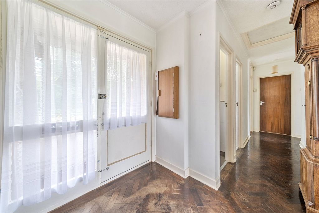 Property photo 3 of 16 Picture No. 08