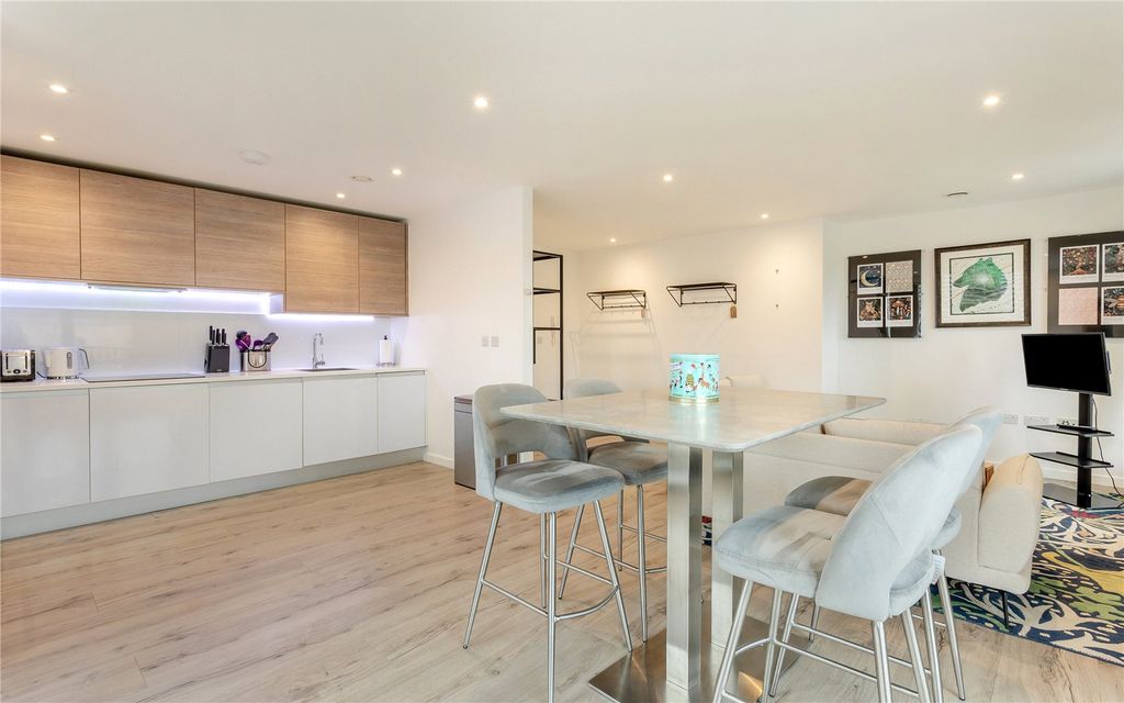 Property photo 3 of 10 Picture No. 03