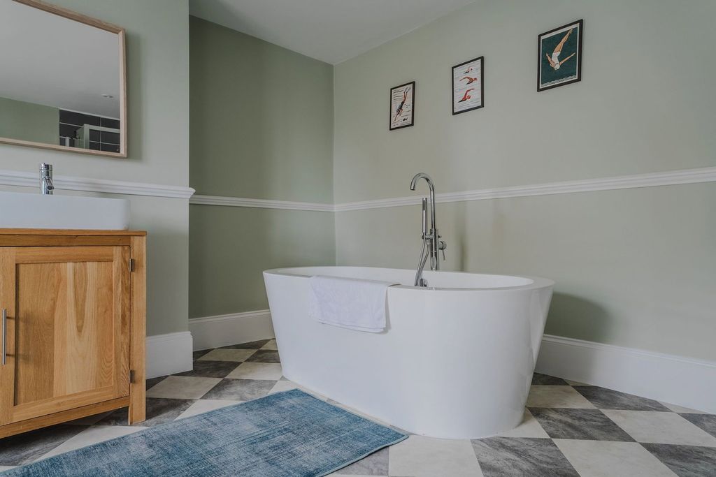 Additional image 31 of 4 bed semi-detached house for saleWest Cliff Road, Ramsgate CT11