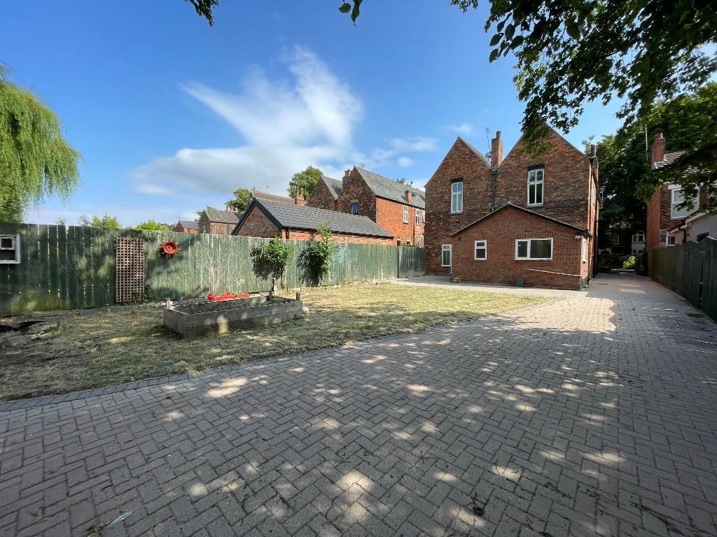 Property photo 3 of 19 Rear Garden