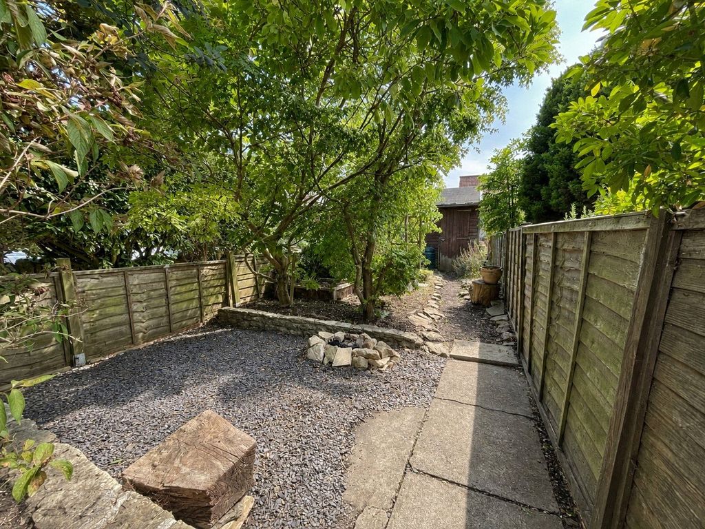 Property photo 2 of 15 Picture No. 08