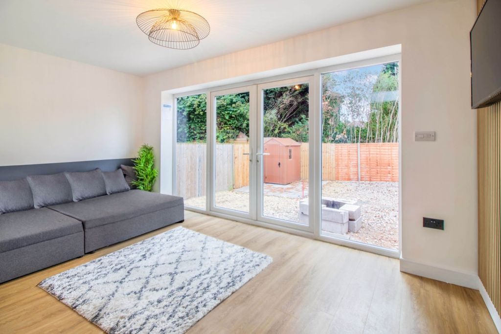 Property photo 2 of 9 Communal Area