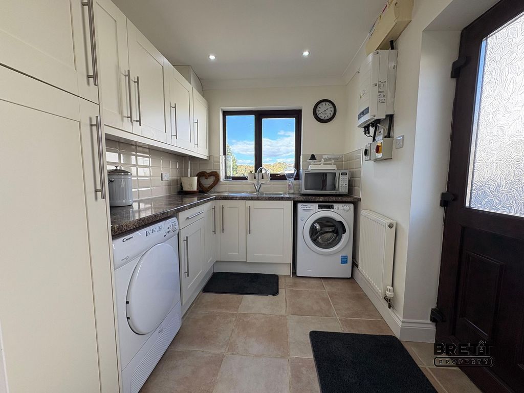 Additional image 10 of 3 bed bungalow for saleWades Close, Holyland Road, Pembroke, Pembrokeshire. SA71