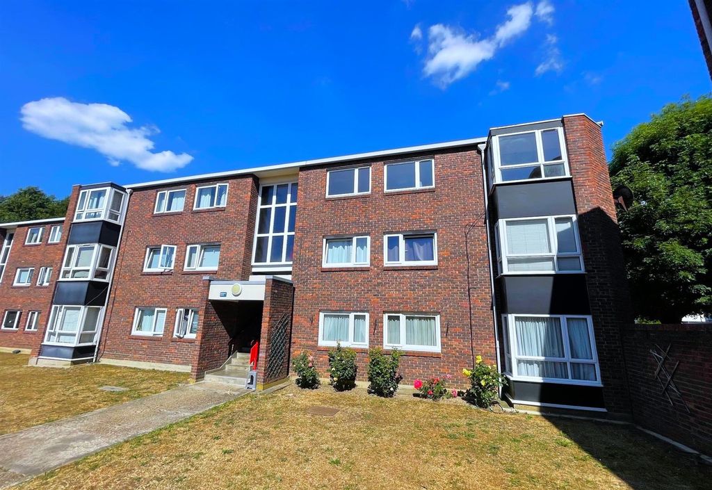 Property photo 1 of 12 98 Shel.Jpg