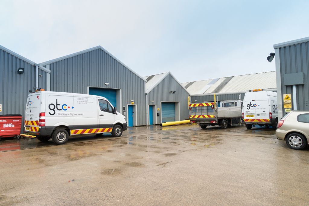 Property photo 3 of 13 Photo 2