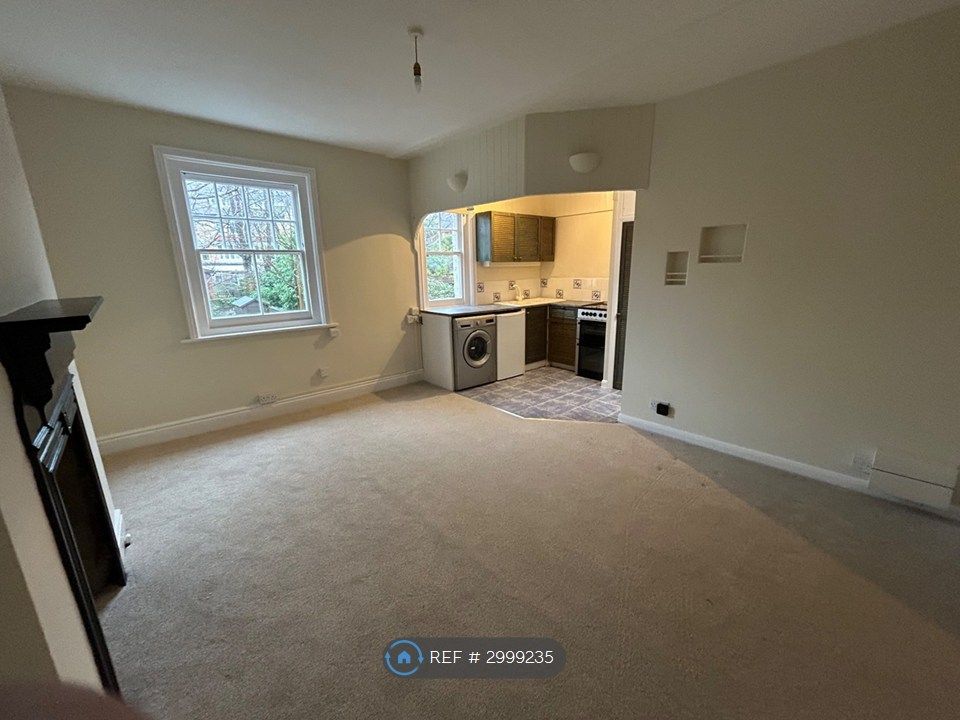 Property photo 3 of 30