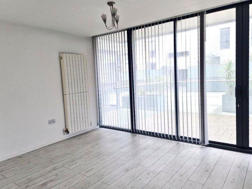 Property photo 3 of 10 Gallery