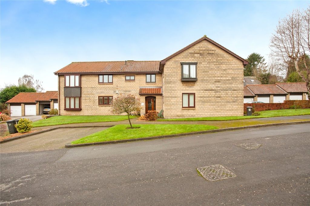 Property photo 1 of 17 Picture No. 02