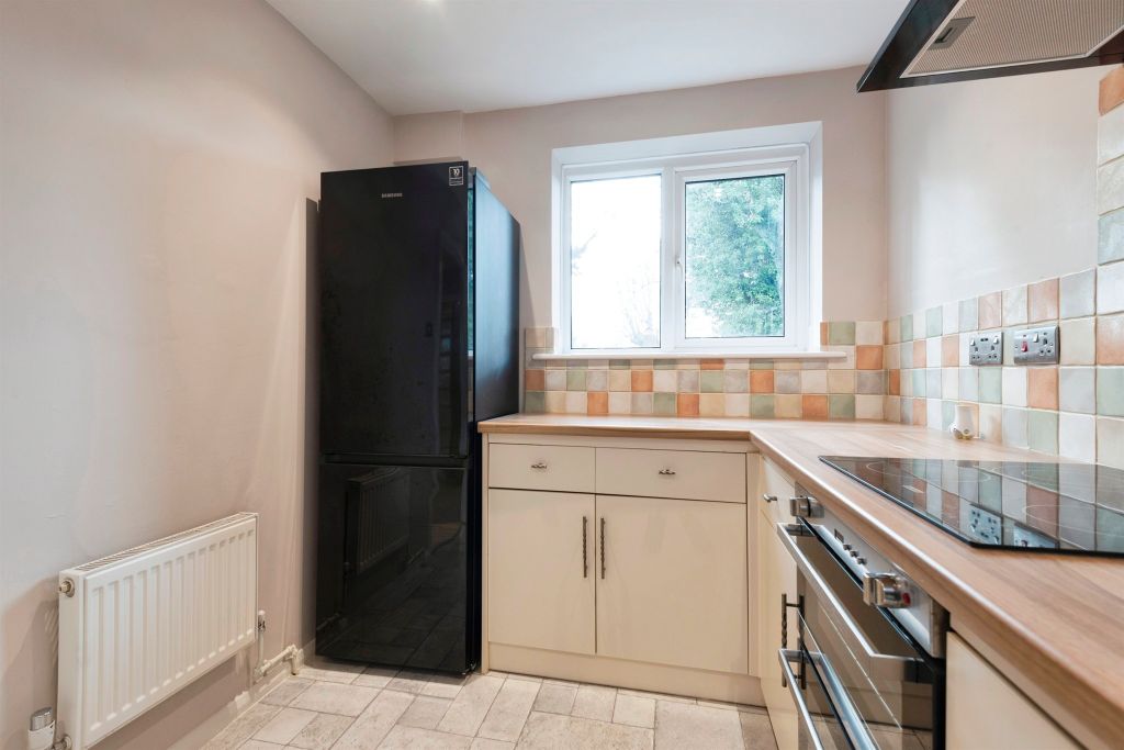 Property photo 3 of 17