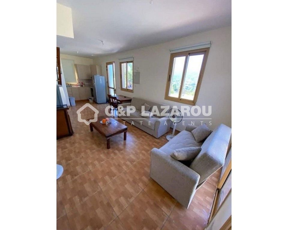 Property photo 1 of 4