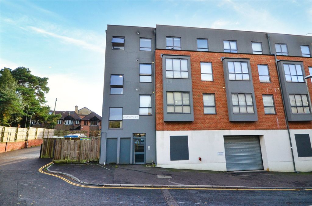 Property photo 1 of 11 Front