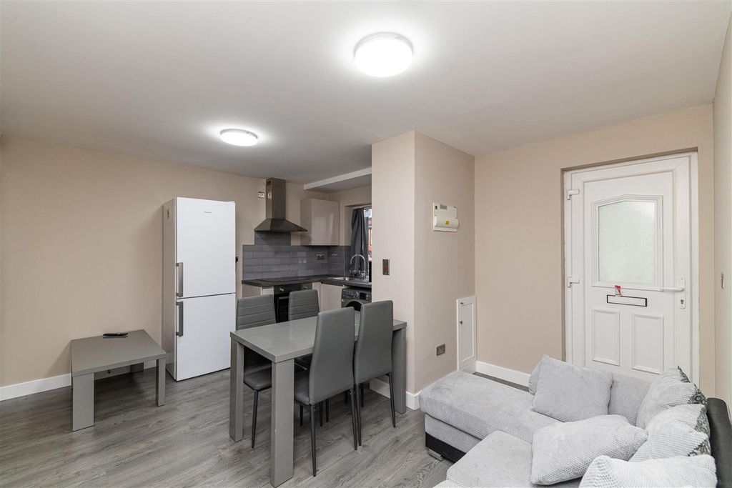 Property photo 1 of 6 Edit-8970.Jpg