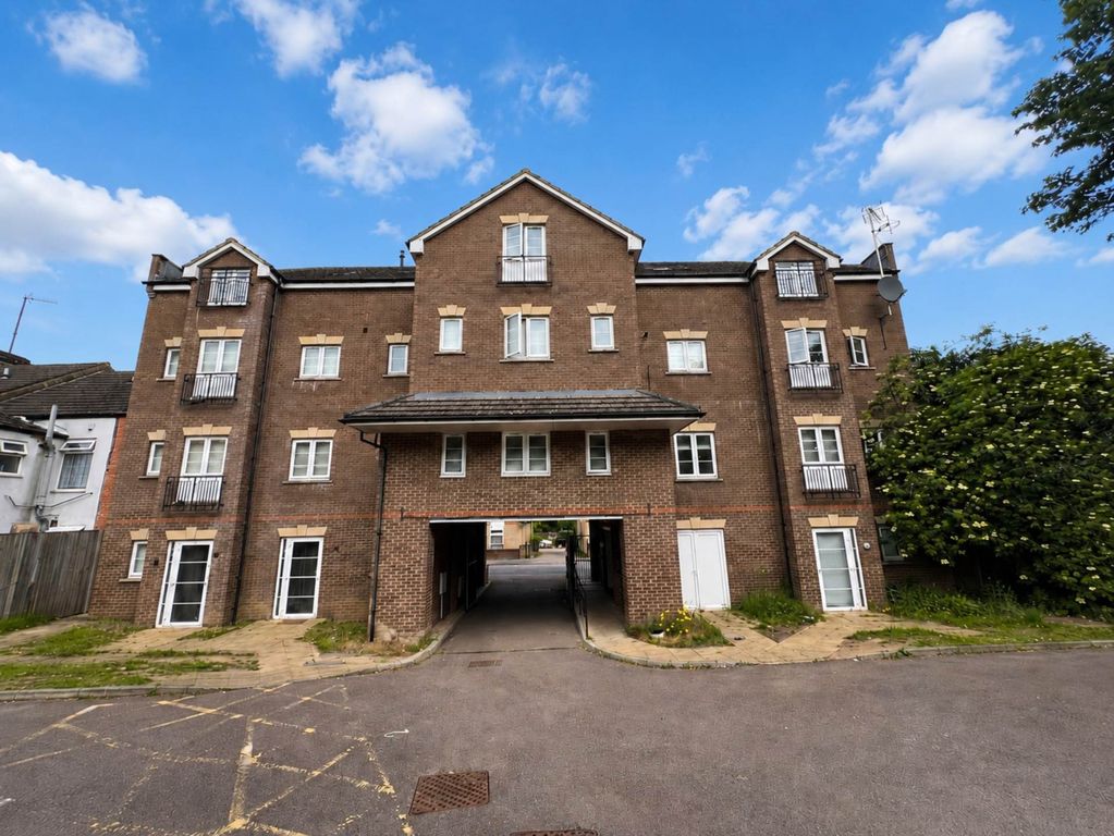 Property photo 1 of 6