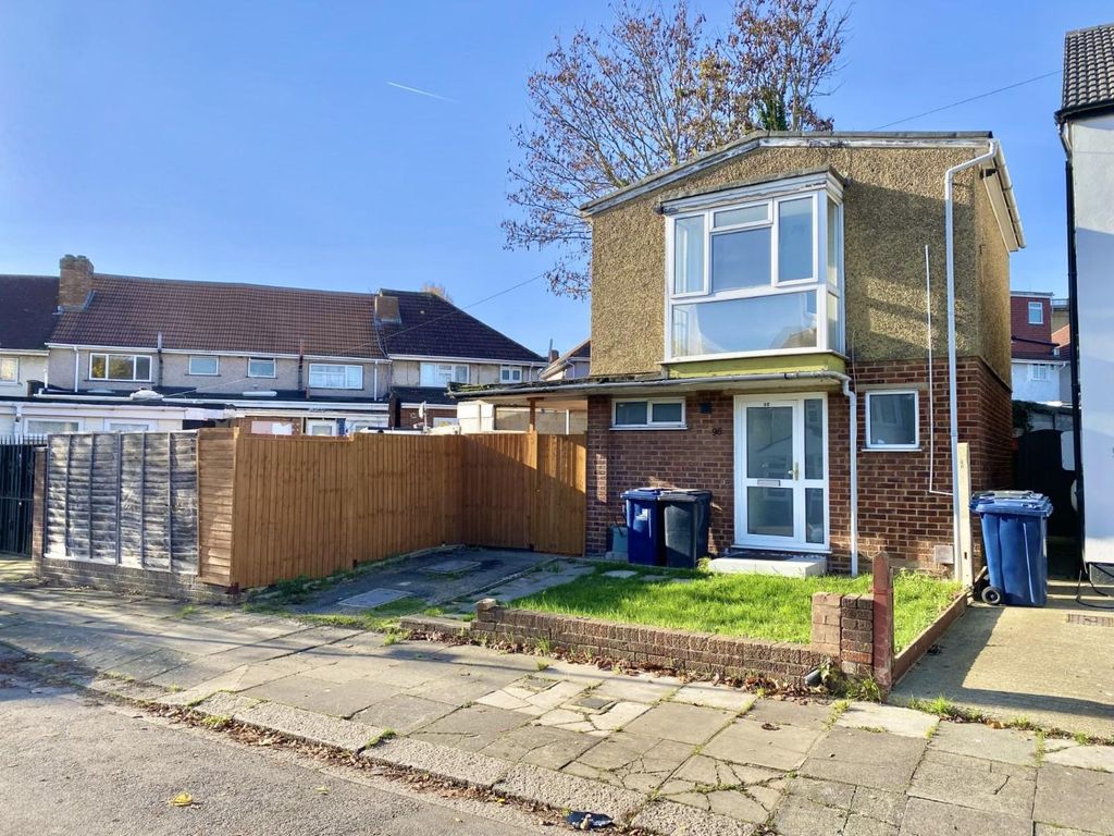 Property photo 1 of 15 Thumbnail_Img_7923.Jpg