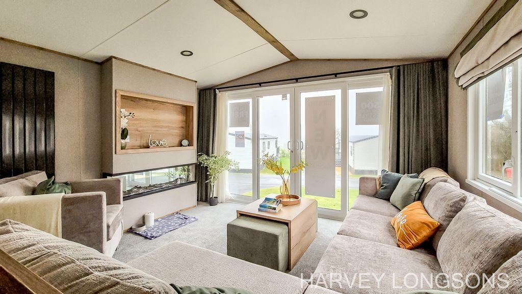 Property photo 2 of 22 Abi Ingleton 13